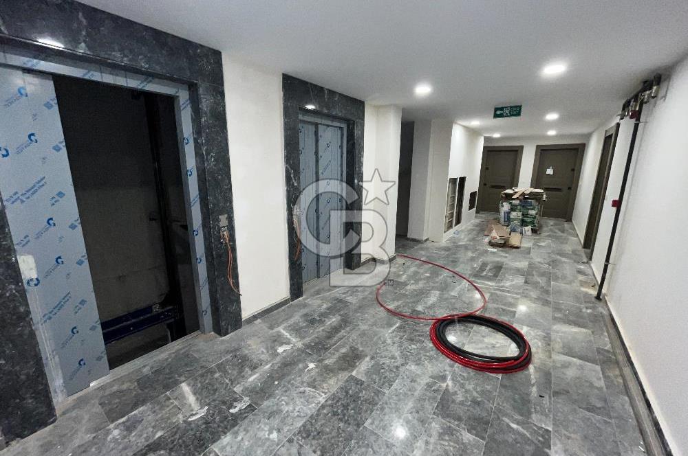 Üsküdar Barbaros'ta Eylül İlk Hafta Oturuma Hazır Sıfır 2+1