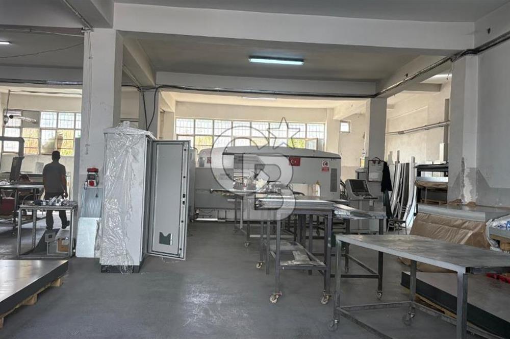 İvedik OSB'de 1600m² Satılık 3 Katlı Bina (Kiracılı)