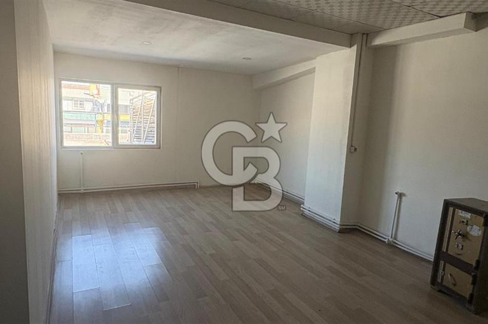 İvedik OSB'de 1600m² Satılık 3 Katlı Bina (Kiracılı)