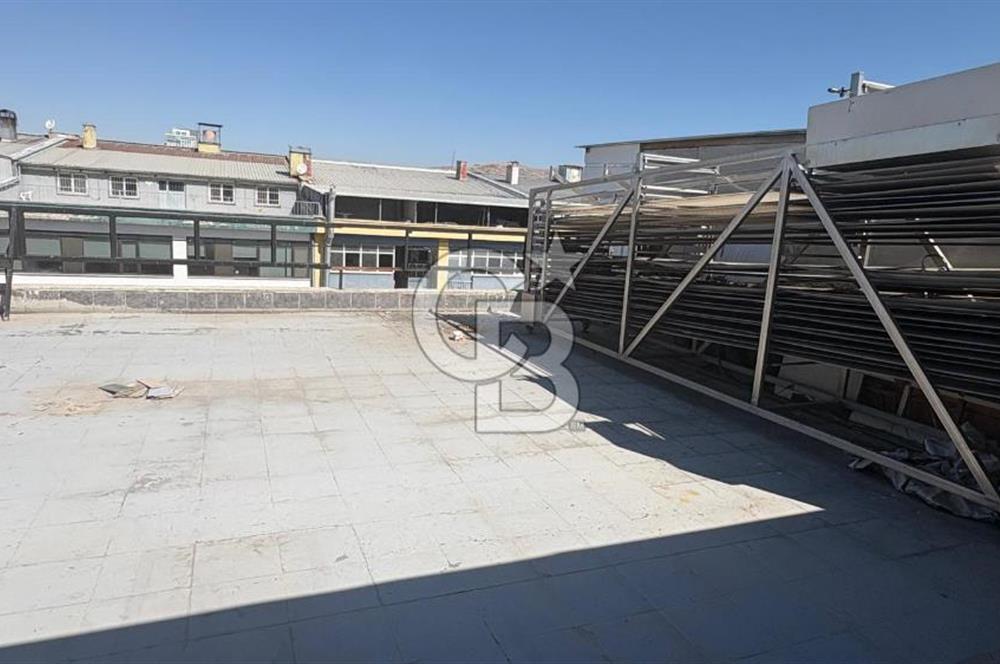 İvedik OSB'de 1600m² Satılık 3 Katlı Bina (Kiracılı)