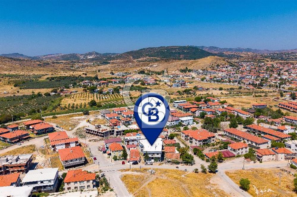 Foça Bağarası Kazım Dirik Mah. Satılık 4+1 Bahçeli Dubleks