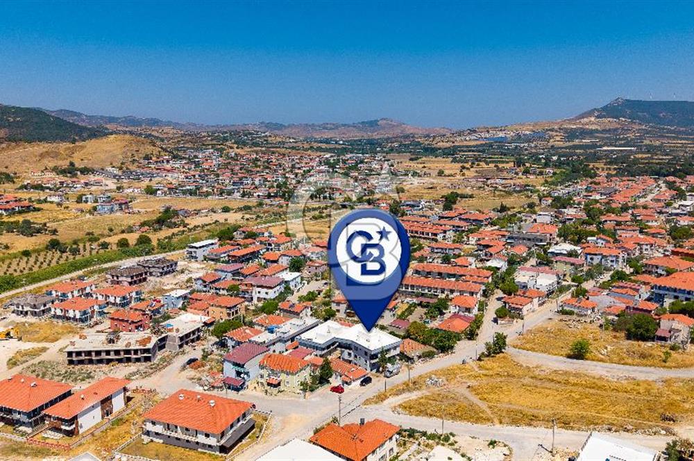 Foça Bağarası Kazım Dirik Mah. Satılık 4+1 Bahçeli Dubleks