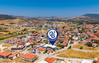 Foça Bağarası Kazım Dirik Mah. Satılık 4+1 Bahçeli Dubleks