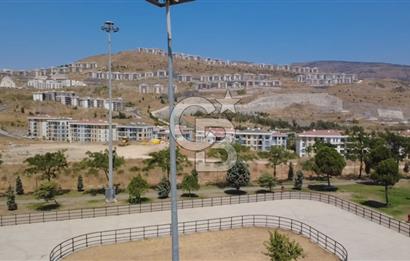 MERKEZİ KONUMDA KOMPLE SATILIK DÜKKAN VE 2+1 EV