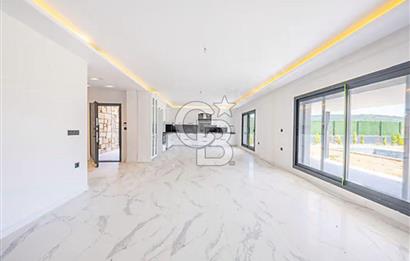 Urla Kuşçular'da kiralık villa