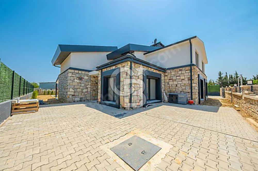 Urla Kuşçular'da kiralık villa