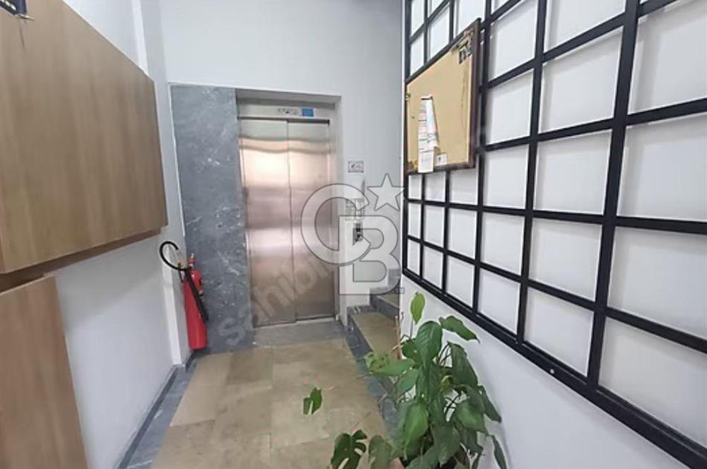 Küçükyalı Yeni Binada Satılık Daire