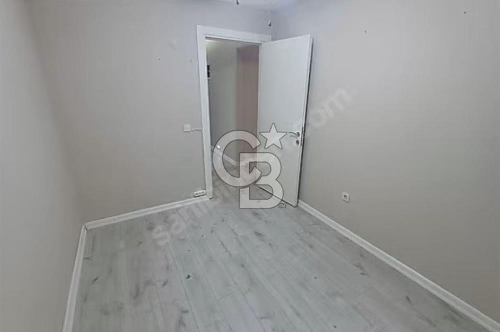 Küçükyalı Yeni Binada Satılık Daire