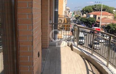 Foça Bağarası Ana Cadde Üzerinde Kiralık 3+1 Daire