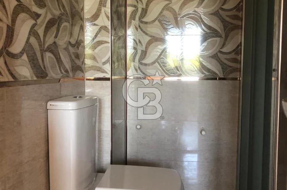 Foça Bağarası Ana Cadde Üzerinde Kiralık 3+1 Daire