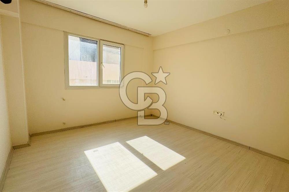 Foça Bağarası Kazım Dirik Mah. Kiralık Kapalı Mutfaklı 2+1 Daire
