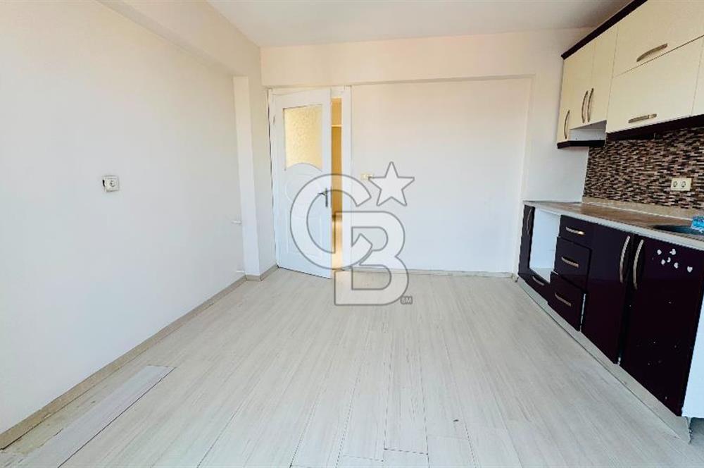 Foça Bağarası Kazım Dirik Mah. Kiralık Kapalı Mutfaklı 2+1 Daire