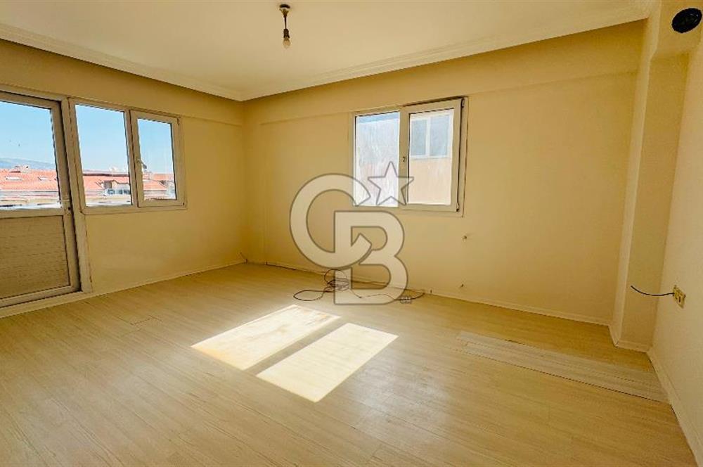 Foça Bağarası Kazım Dirik Mah. Kiralık Kapalı Mutfaklı 2+1 Daire