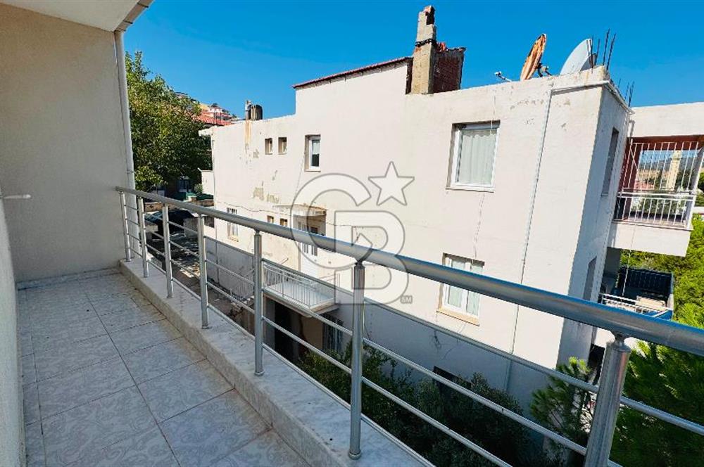 Foça Bağarası Kazım Dirik Mah. Kiralık Kapalı Mutfaklı 2+1 Daire
