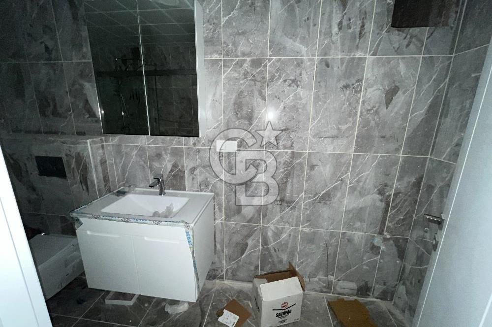 Üsküdar Barbaros'ta Eylül İlk Hafta Oturuma Hazır Sıfır 2+1