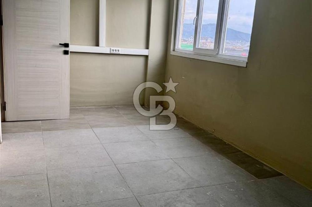 Sultanbeyli Aytop Gıda Sitesi'nde Net 950 m2 Satılık 4'er Katlı Dubleks Bina