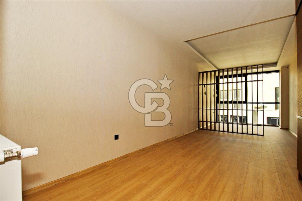 Eylem Keskin'den Avcılar Space'te Kiralık 1+1 Daire