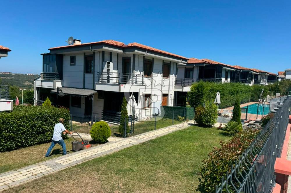 Şile Meşrutiyet Mah 3+1 Eşyalı Satılık Villa