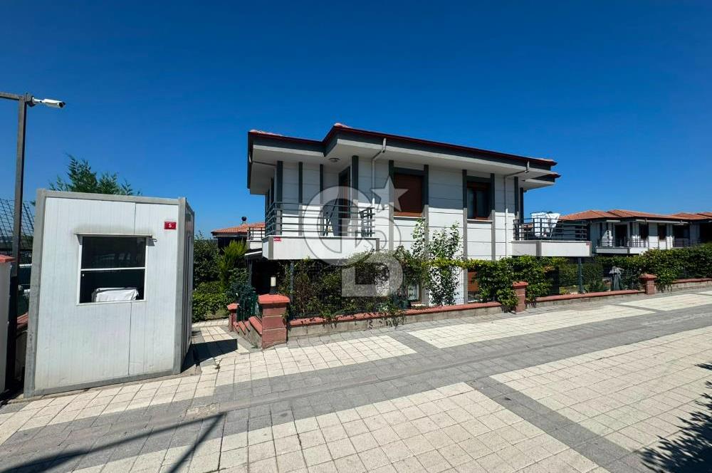 Şile Meşrutiyet Mah 3+1 Eşyalı Satılık Villa