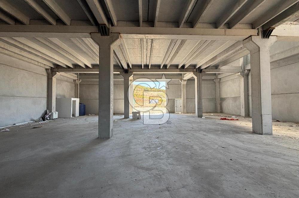 CB KİNG'DEN ATATEPE SANAYİ SİTESİ'NDE 1050m² KİRALIK İŞ YERİ