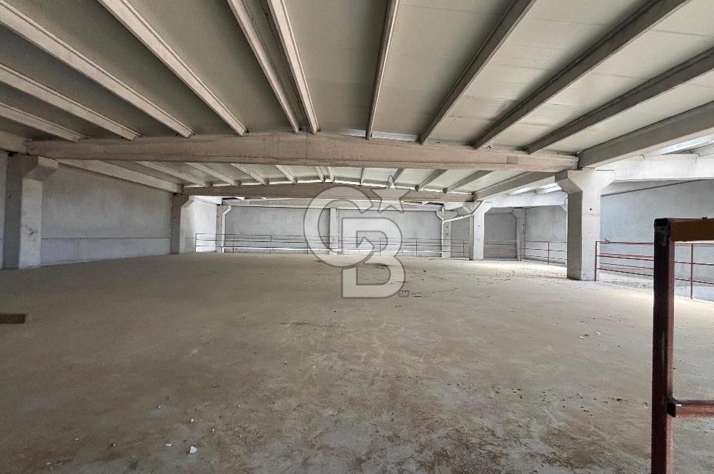 CB KİNG'DEN ATATEPE SANAYİ SİTESİ'NDE 1050m² KİRALIK İŞ YERİ