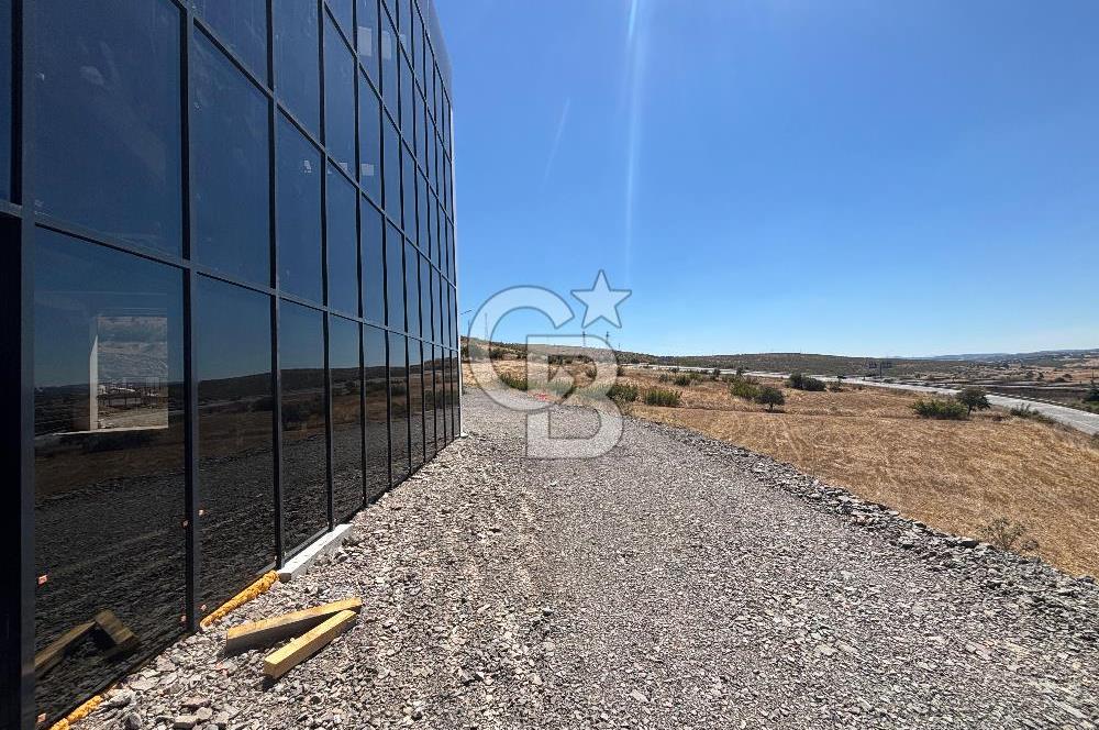 CB KİNG'DEN ATATEPE SANAYİ SİTESİ'NDE 1050m² KİRALIK İŞ YERİ