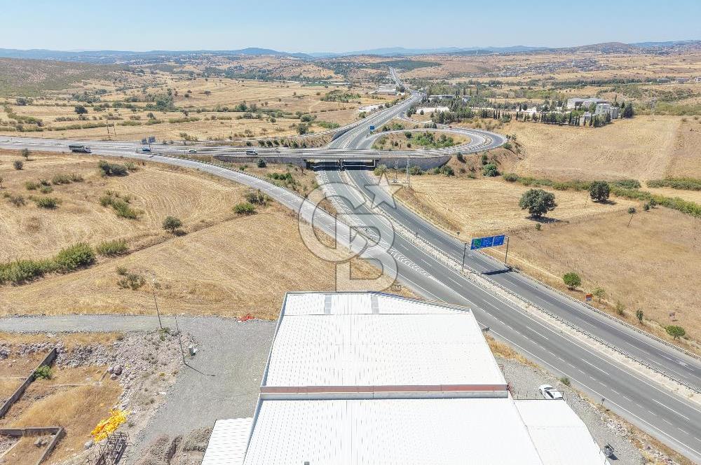 CB KİNG'DEN ATATEPE SANAYİ SİTESİ'NDE 1050m² KİRALIK İŞ YERİ