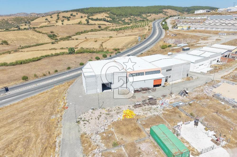 CB KİNG'DEN ATATEPE SANAYİ SİTESİ'NDE 1050m² KİRALIK İŞ YERİ