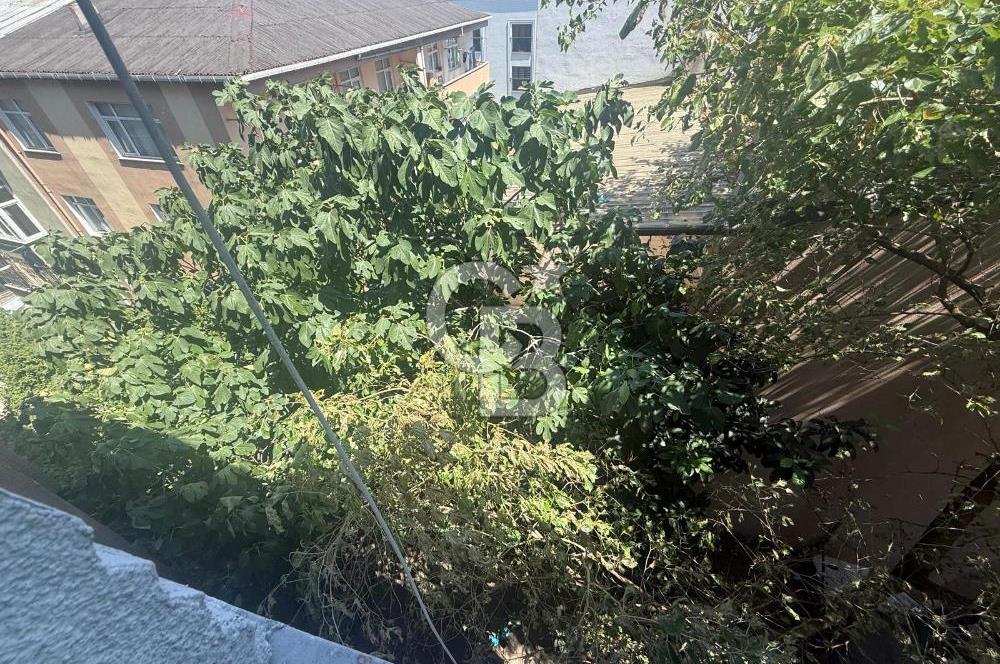 BAYRAMPAŞA KOCATEPE'DE CADDE ÜZERİ SATILIK DAİRE