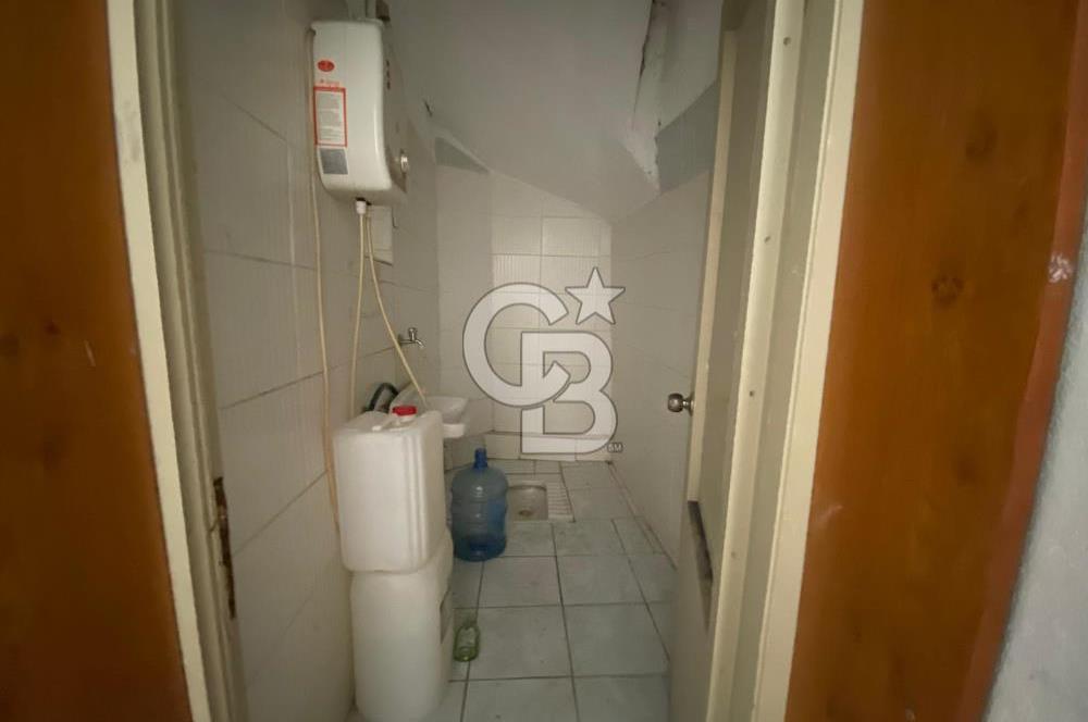 BORNOVA YEŞİLOVA SATILIK DÜKKAN