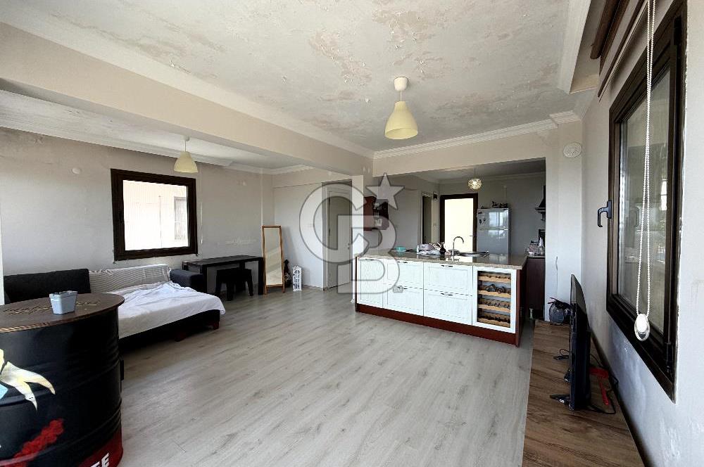 Karaburun Kösedere'de 1.731 m2 Arazi İçinde 2 Adet Yazlık Ev