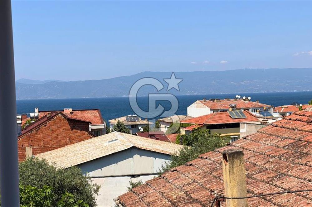 Kurşunlu'da Deniz Ve Orman Manzaralı Geniş Bahçeli Villa