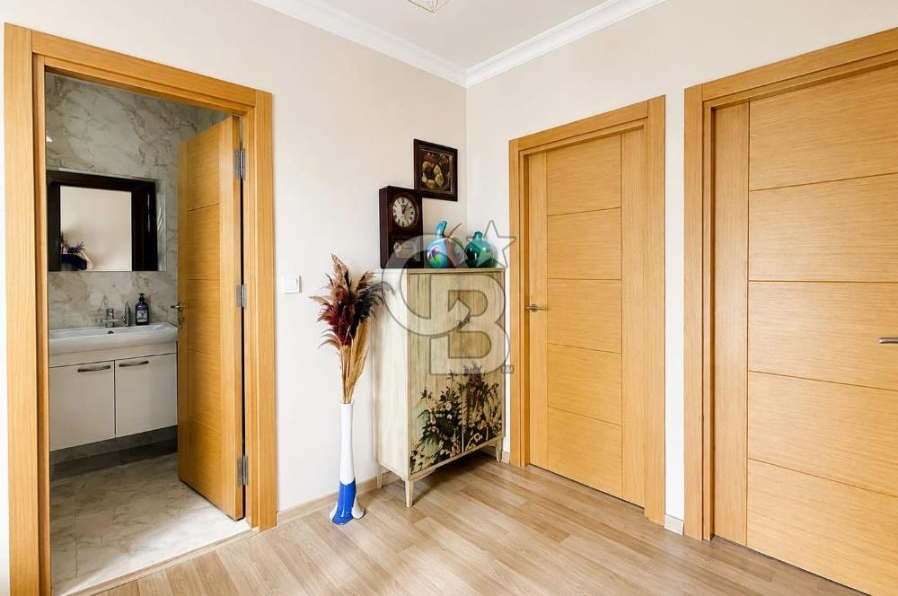 Şile Kumbaba’da Havuzlu Sitede Kış Bahçeli & Barbekülü Lüks Villa