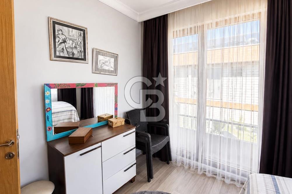 Şile Kumbaba’da Havuzlu Sitede Kış Bahçeli & Barbekülü Lüks Villa