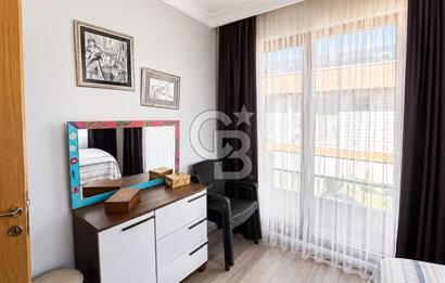 Şile Kumbaba’da Havuzlu Sitede Kış Bahçeli & Barbekülü Lüks Villa