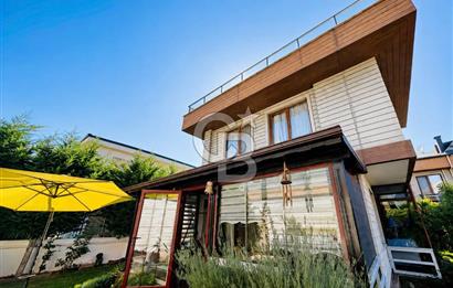 Şile Kumbaba’da Havuzlu Sitede Kış Bahçeli & Barbekülü Lüks Villa