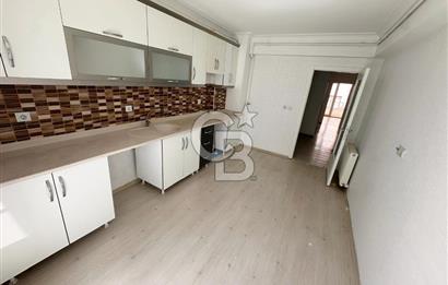 NATOYOLU CADDE DİBİ ASANSÖRLÜ ARA KAT KİRALIK 3+1 DAİRE