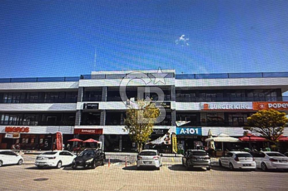 Sincan Fatih Metro Çıkışında, AVM İçinde Satılık Dükkan/Ofis