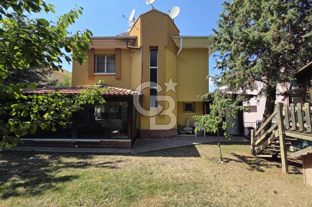 YAŞAMKENTTE FULL+FULL SATILIK VİLLA
