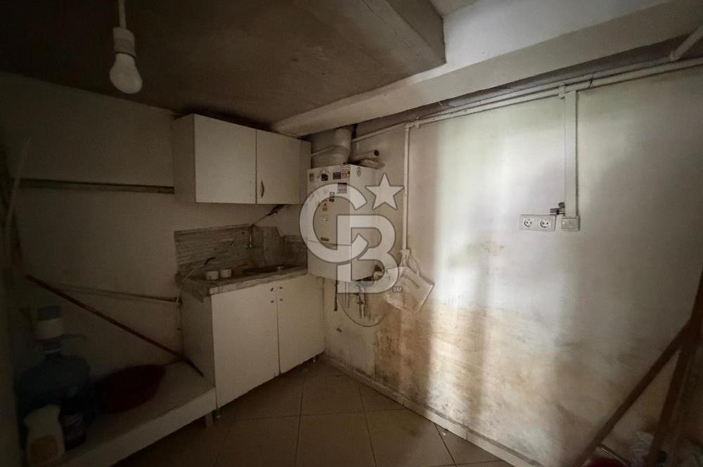 Arnavutköy Sahile Adım Mesafede Ofis/Mağazaya Uygun Dükkan
