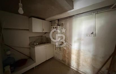 Arnavutköy Sahile Adım Mesafede Ofis/Mağazaya Uygun Dükkan