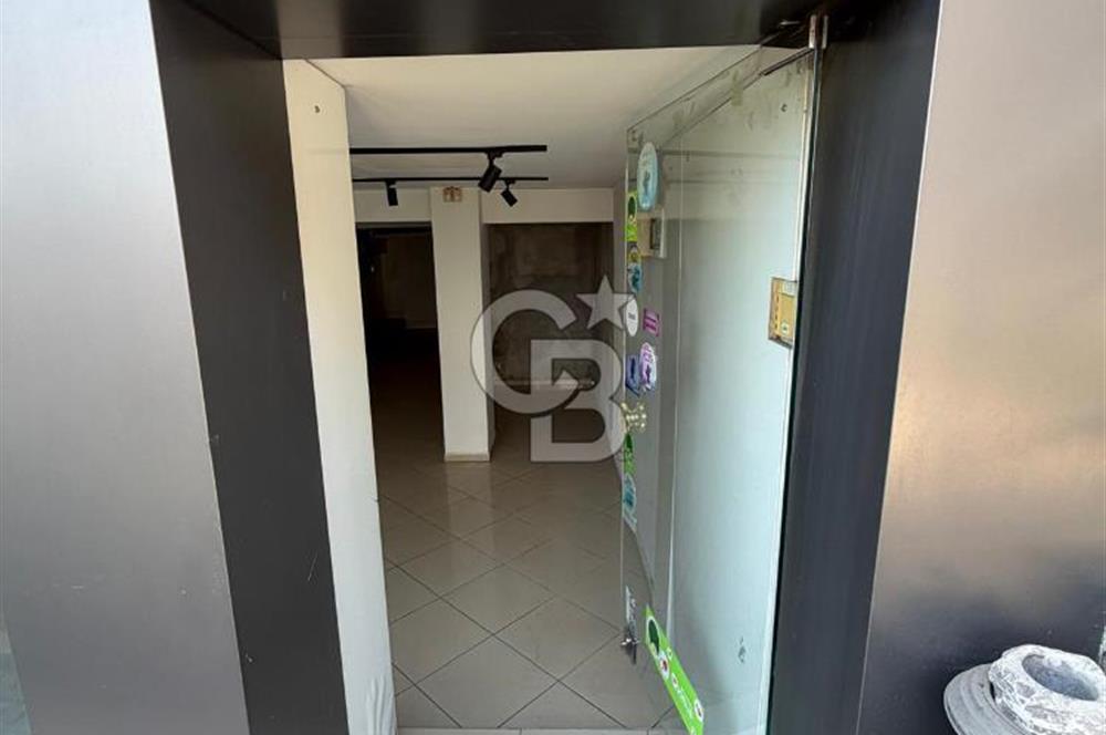 Arnavutköy Sahile Adım Mesafede Ofis/Mağazaya Uygun Dükkan