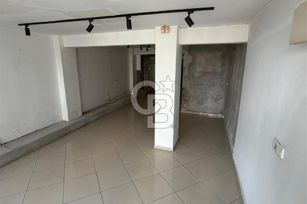 Arnavutköy Sahile Adım Mesafede Ofis/Mağazaya Uygun Dükkan