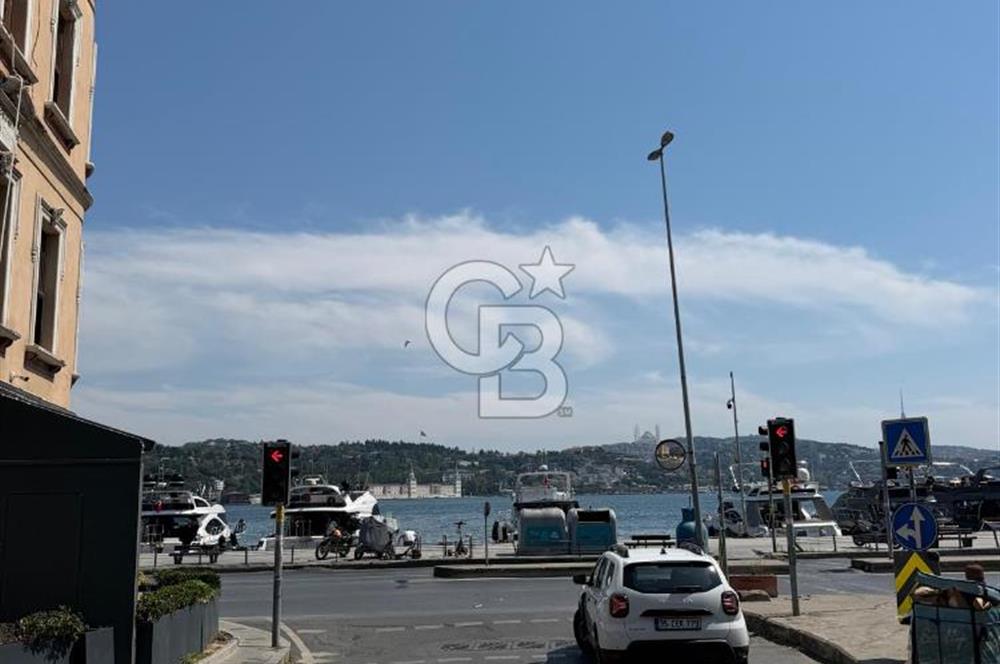 Arnavutköy Sahile Adım Mesafede Ofis/Mağazaya Uygun Dükkan