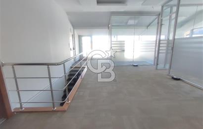 Asansörlü Mustafa Kemal Merkezinde kiralık full yapılı ofis