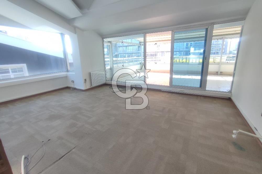 Asansörlü Mustafa Kemal Merkezinde kiralık full yapılı ofis