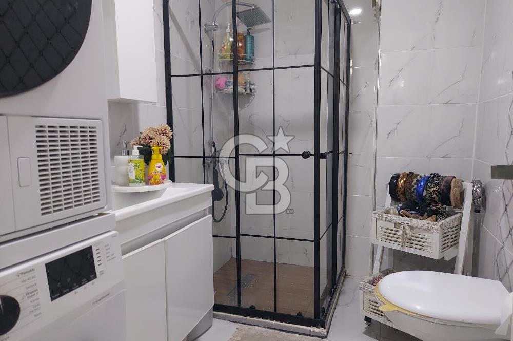 Mutlukent & Çayırova sınırı havuzlu site'de satılık 2+1