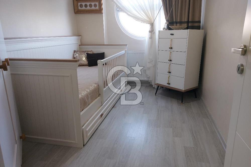 Mutlukent & Çayırova sınırı havuzlu site'de satılık 2+1