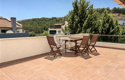 Urla Şirinkent Mah Doktorlar Sitesi Geniş Bahçeli Kiralık Villa