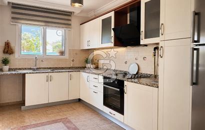 Urla Şirinkent Mah Doktorlar Sitesi Geniş Bahçeli Kiralık Villa
